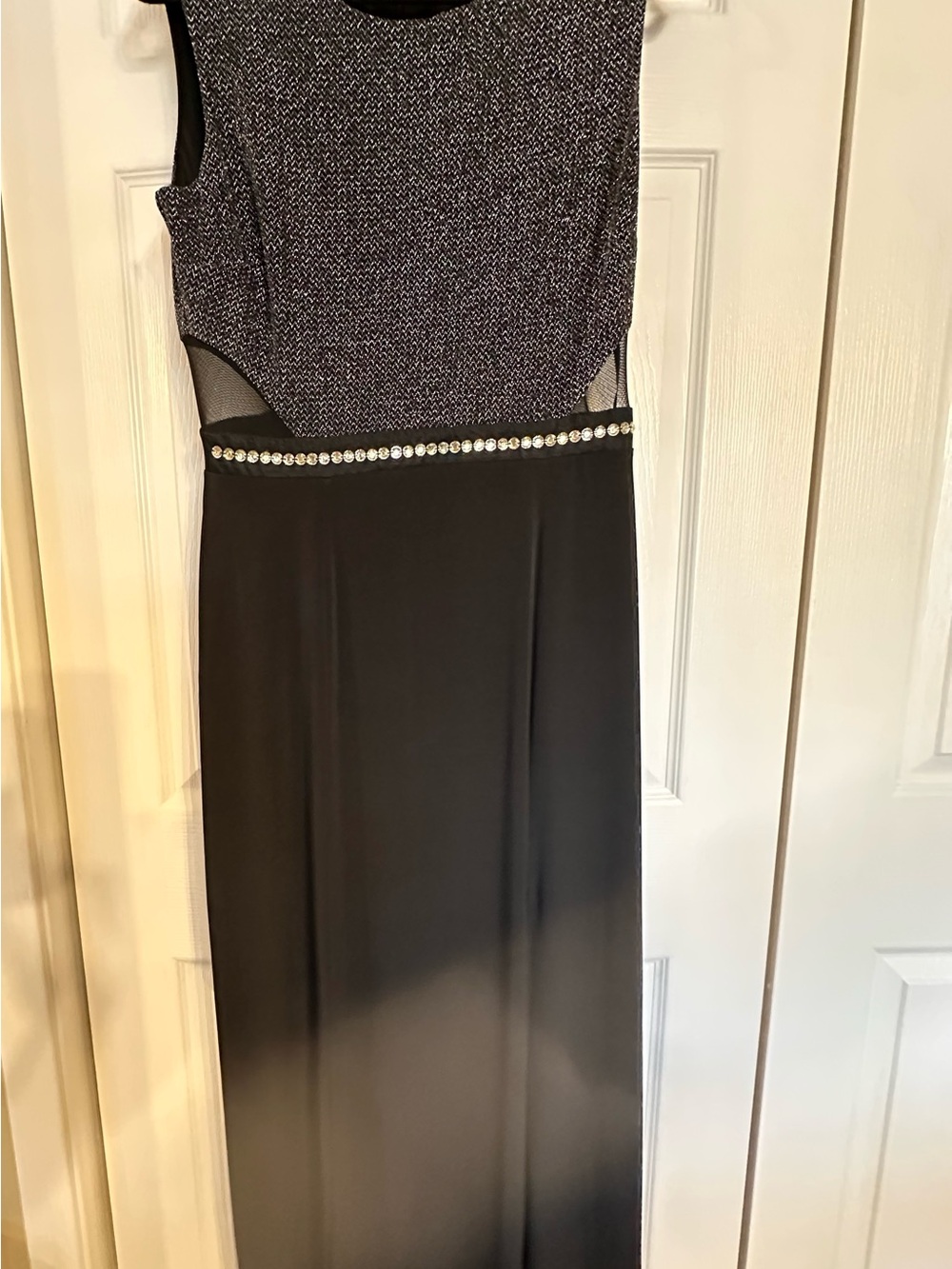 Black and Silver Sleeveless Evening Dress with Rhinestone Waist Size 12